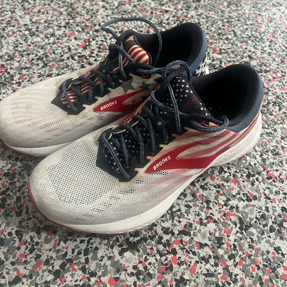 Brooks Launch 6. Red, White & Blue